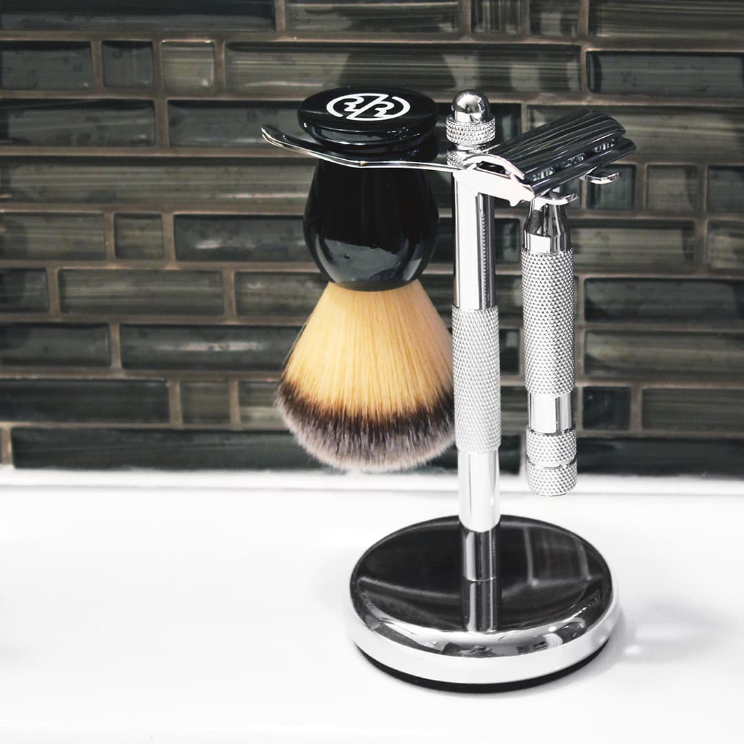 Matching Chrome 3-Piece Shave Stand - Image 3